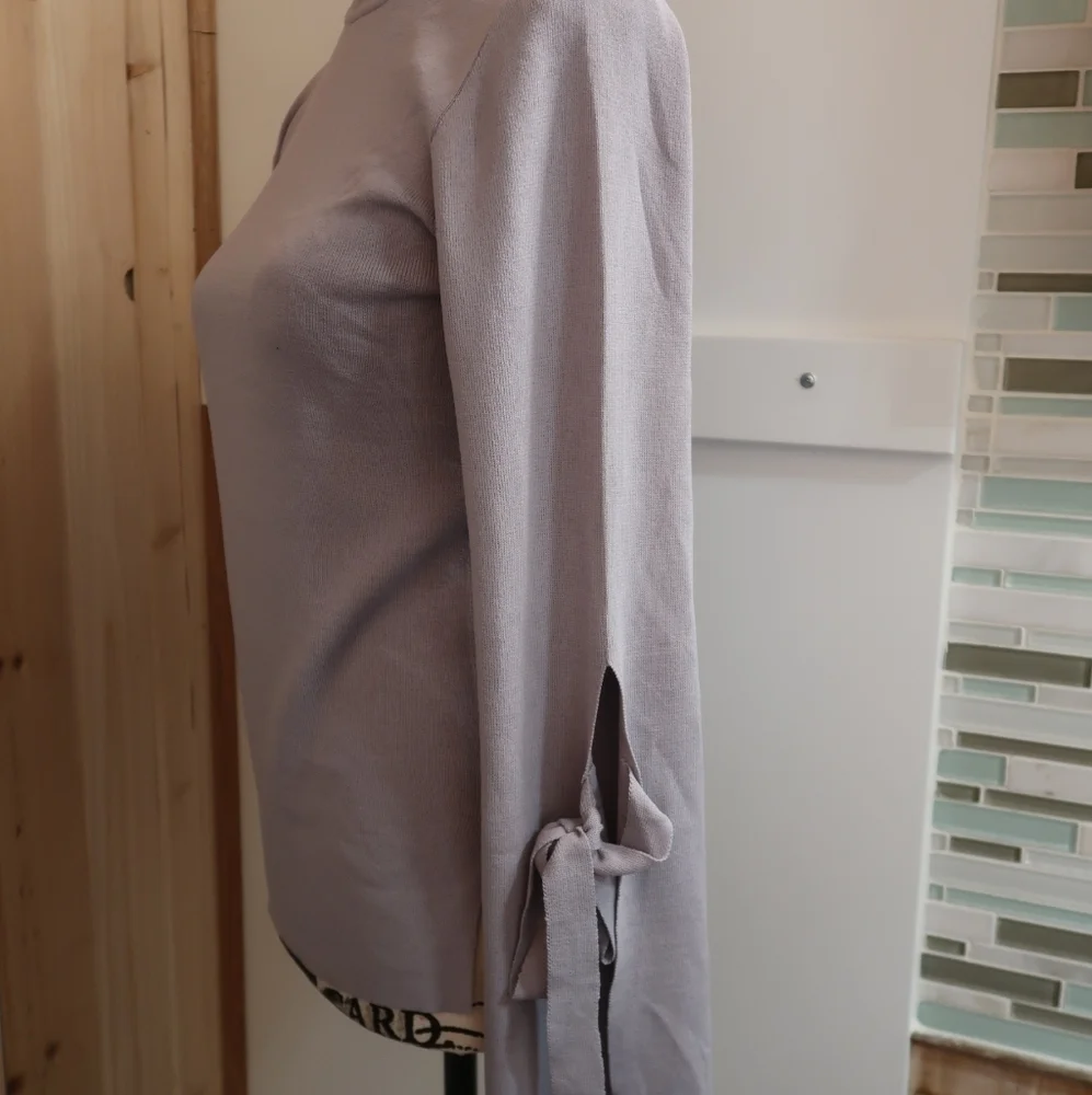 Mock Neck Bell Sleeve Top - Picture 4 of 6